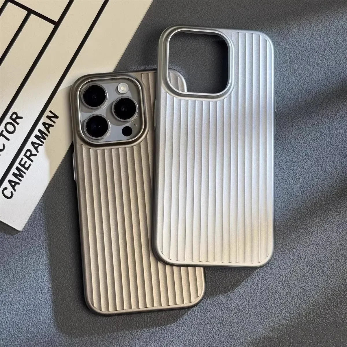 Etui Titanium Shield Pro do iPhone'a