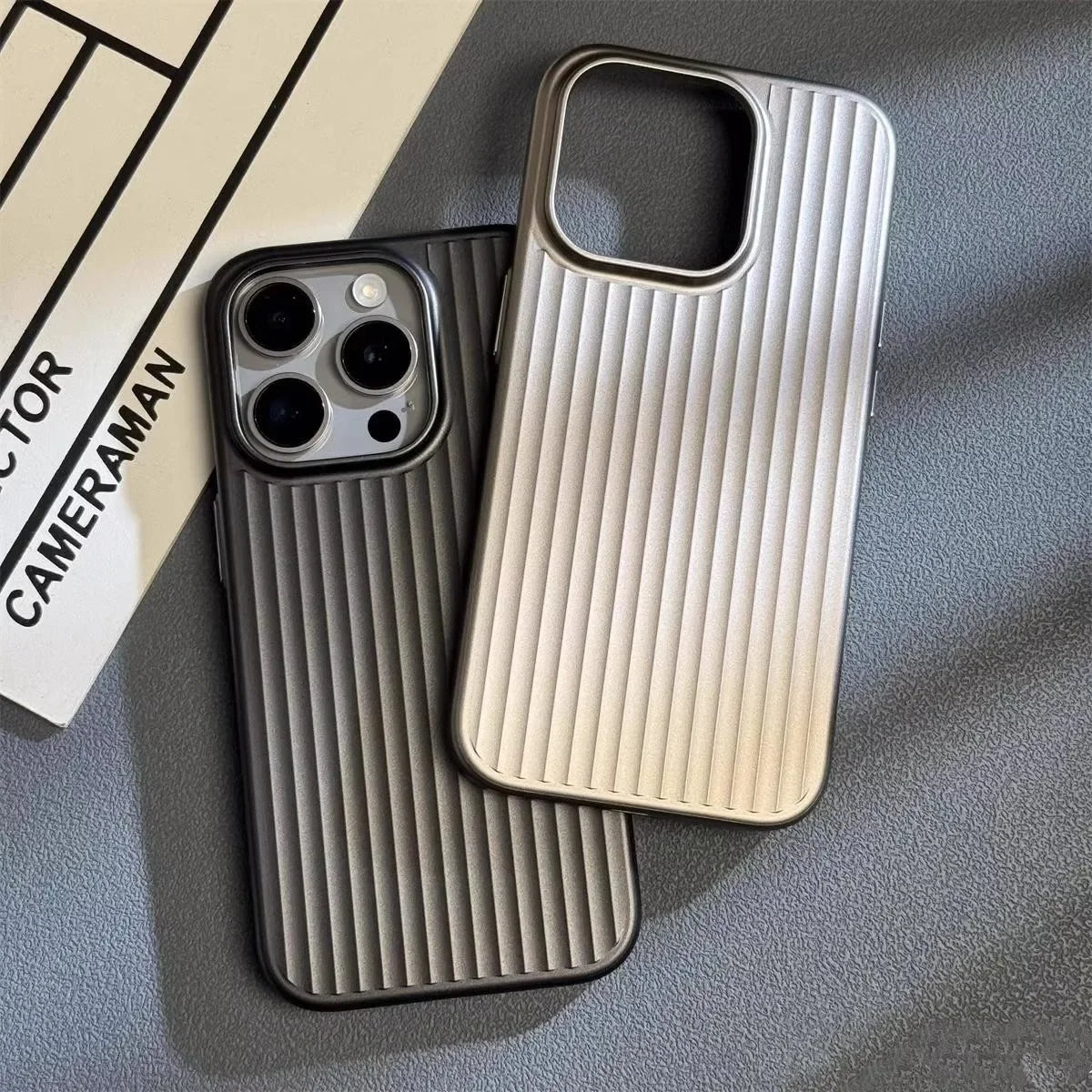 Etui Titanium Shield Pro do iPhone'a
