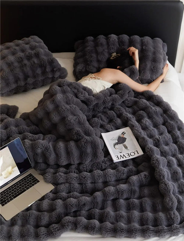 Coperta Morbida SnuggleSoft | Reversibile | Calore per Tutto l'Anno | Pile
