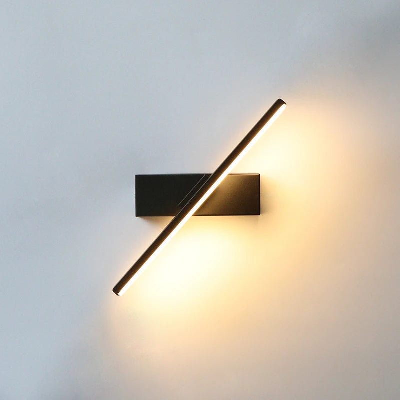 Nastavitelné nástěnné LED svítidlo | otočení o 330° | moderní design do ložnice a obývacího pokoje | hliník