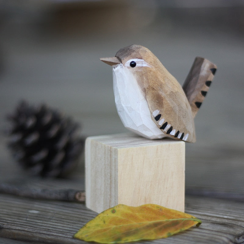 Scandinavian Bird Ornament  Hand-Carved Wooden Robin Design - Product detail 8