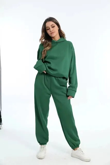 Women’s Tracksuit Set – Relaxed Hoodie & Joggers for Everyday & Loungewear Comfort