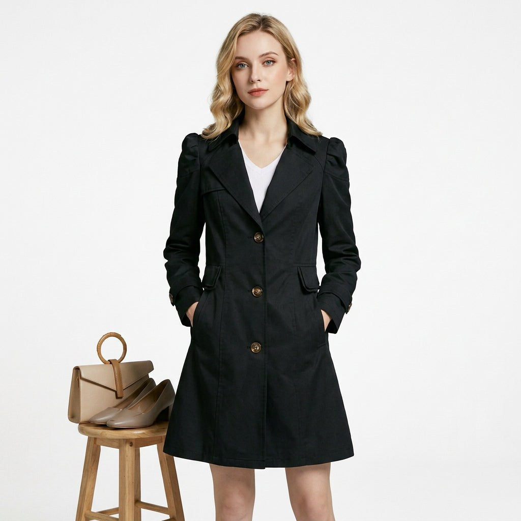 Lightweight Women's Jacket for All Seasons