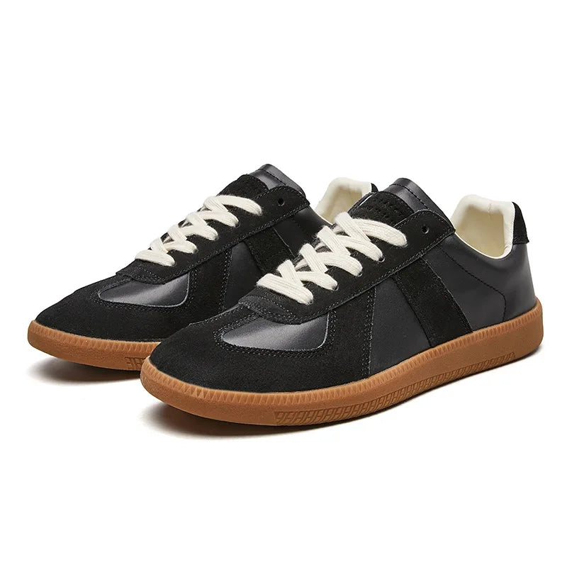 Sneakers retrò alla moda da uomo