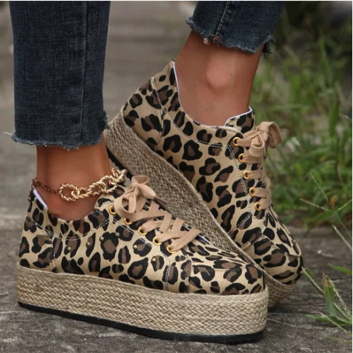 Women’s Canvas Trainers – Comfortable & Stylish Everyday Shoes