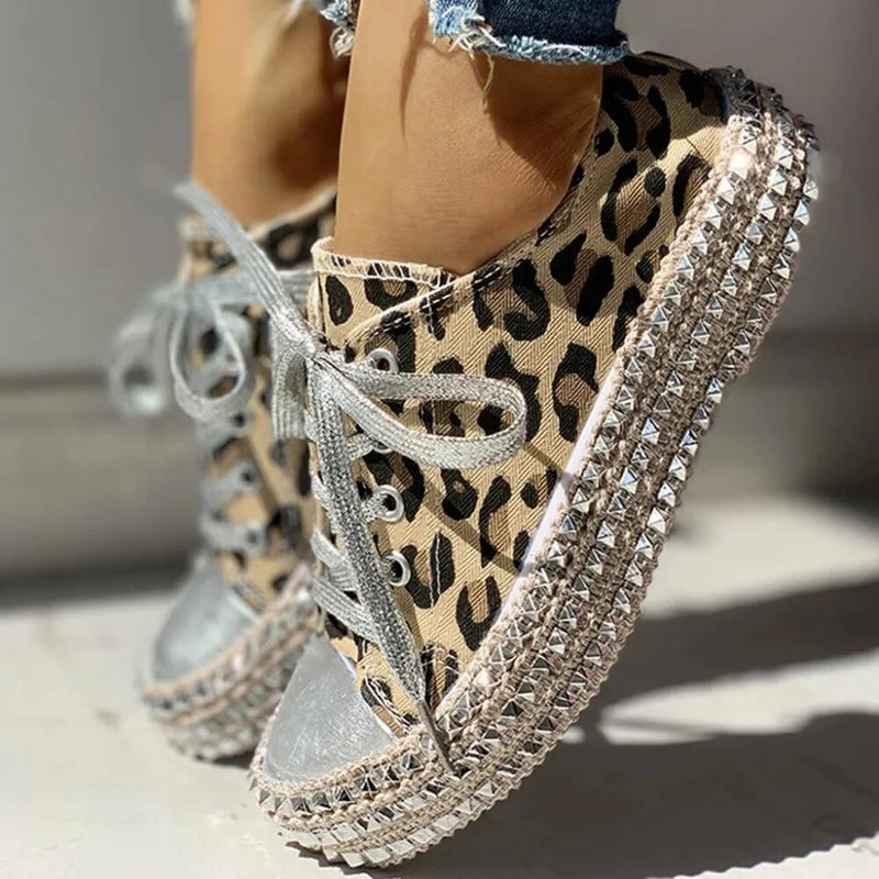 Women’s Canvas Trainers – Comfortable & Stylish Everyday Shoes