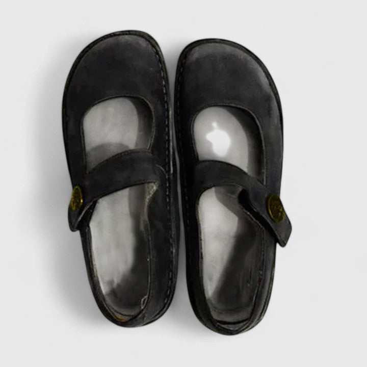 Violetta | Orthopedic Shoes for Women with Adjustable Strap & Cushioned Insole | Classic Design for All-Day Comfort 5