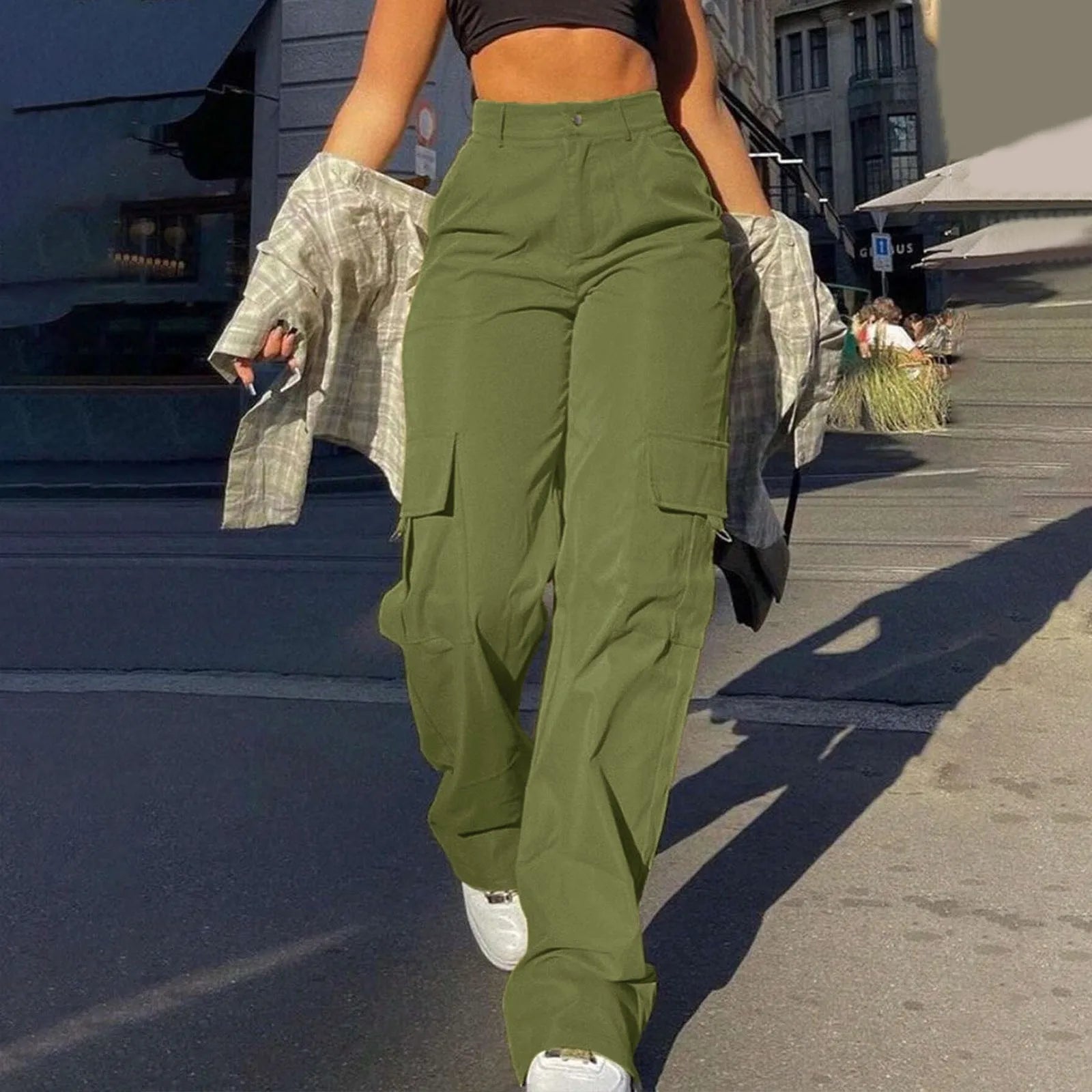 Women's High-Waist Relaxed Fit Cargo Trousers - Soft Woven Texture