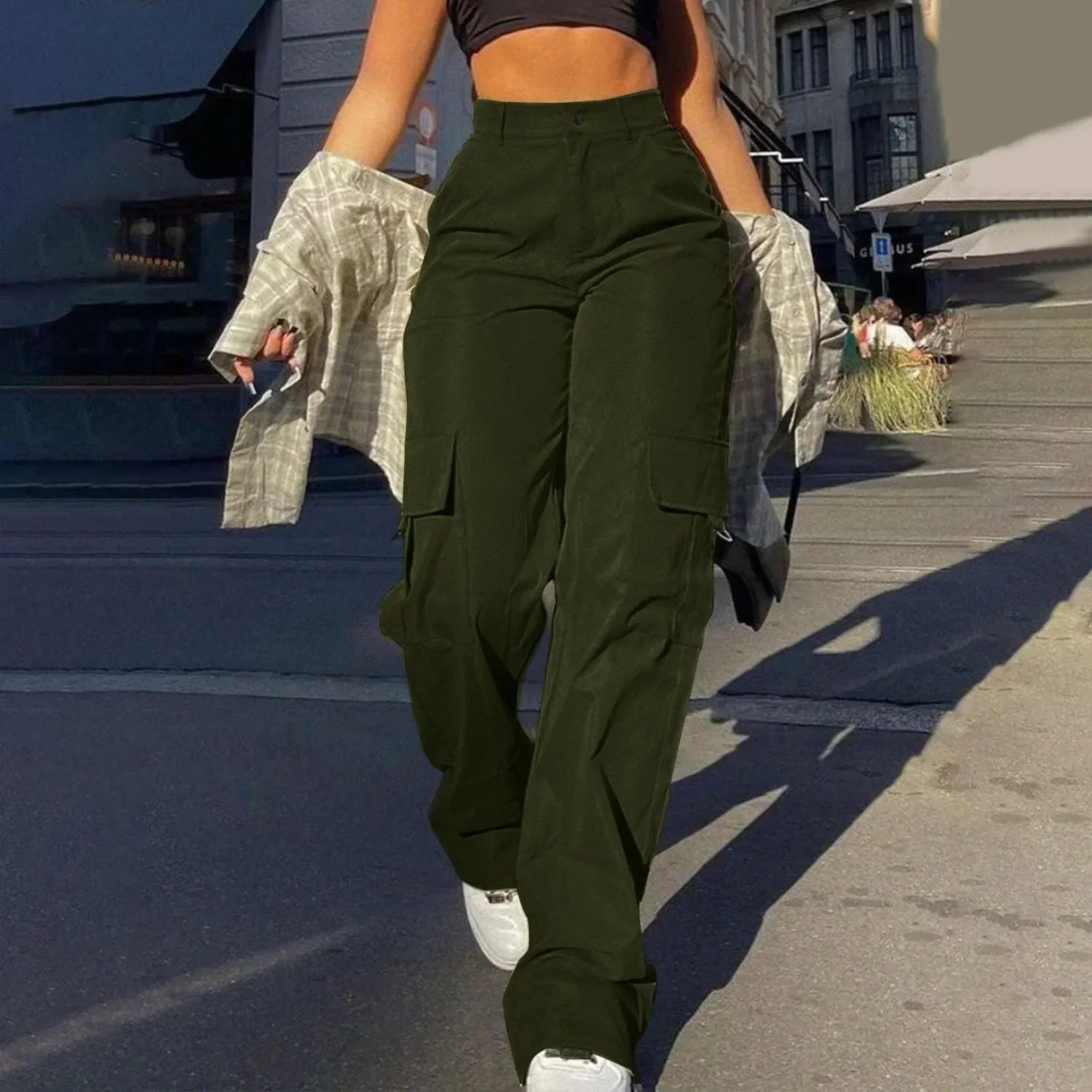 Women's High-Waist Relaxed Fit Cargo Trousers - Soft Woven Texture