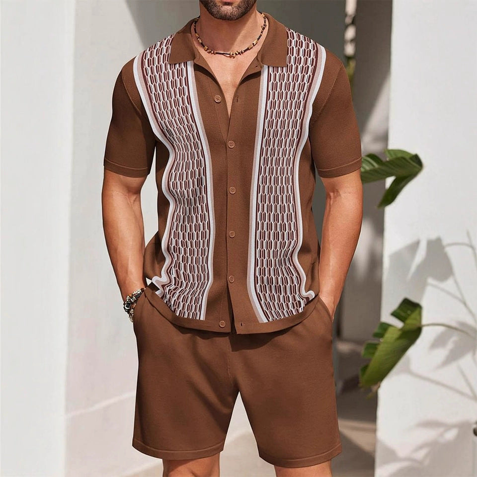 Completo estivo da uomo in due pezzi con camicia a maniche corte e pantaloncini