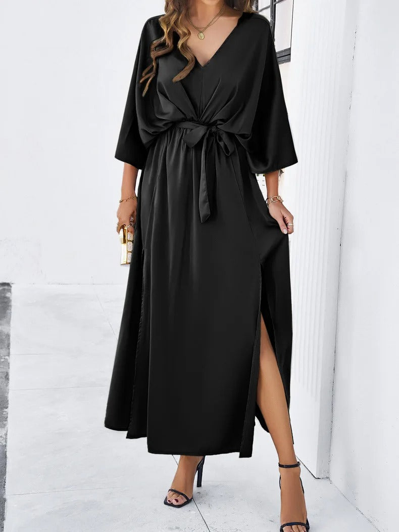 Dames Maxi Jurk met V-hals, Vleermuismouw, Strikceintuur en Split Zwart