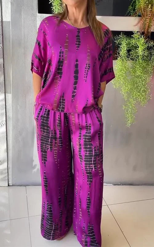 Women’s Loungewear Set with Abstract Print – Stylish, Relaxed & Comfortable Fit