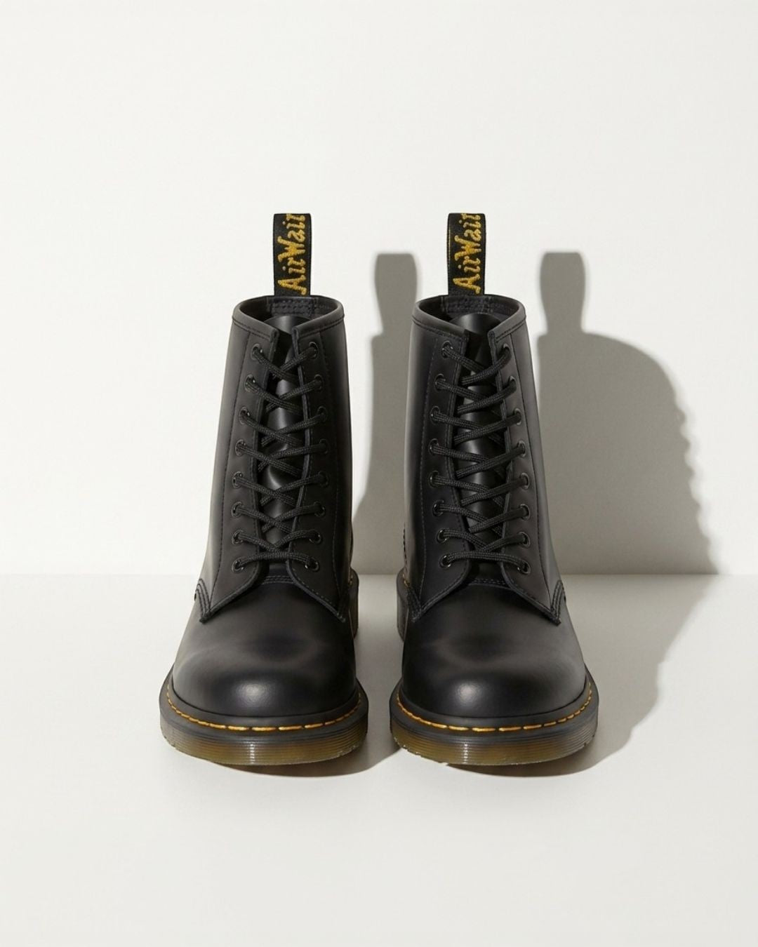 Women's Flat Lace-Up Leather Stitched Round Toe Ankle Boots