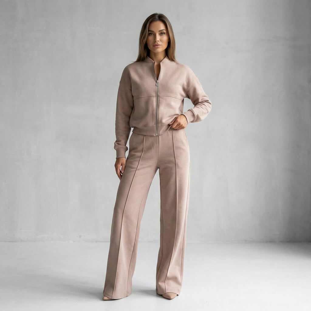 Completo casual da donna in due pezzi: giacca con zip e pantaloni a gamba larga
