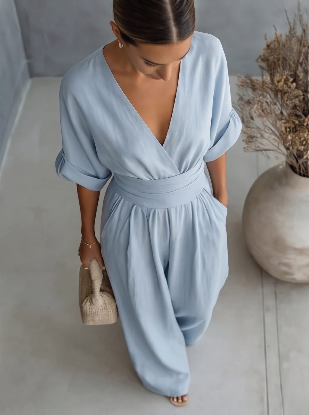 Tuta casual da donna con scollo a V e pantaloni a gamba larga