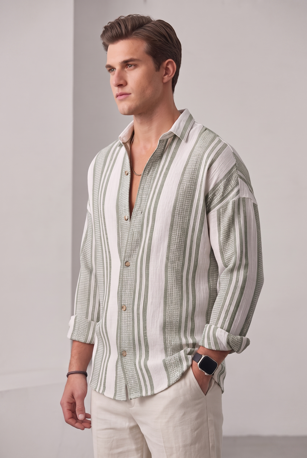 Camicia da uomo a righe in lino elegante