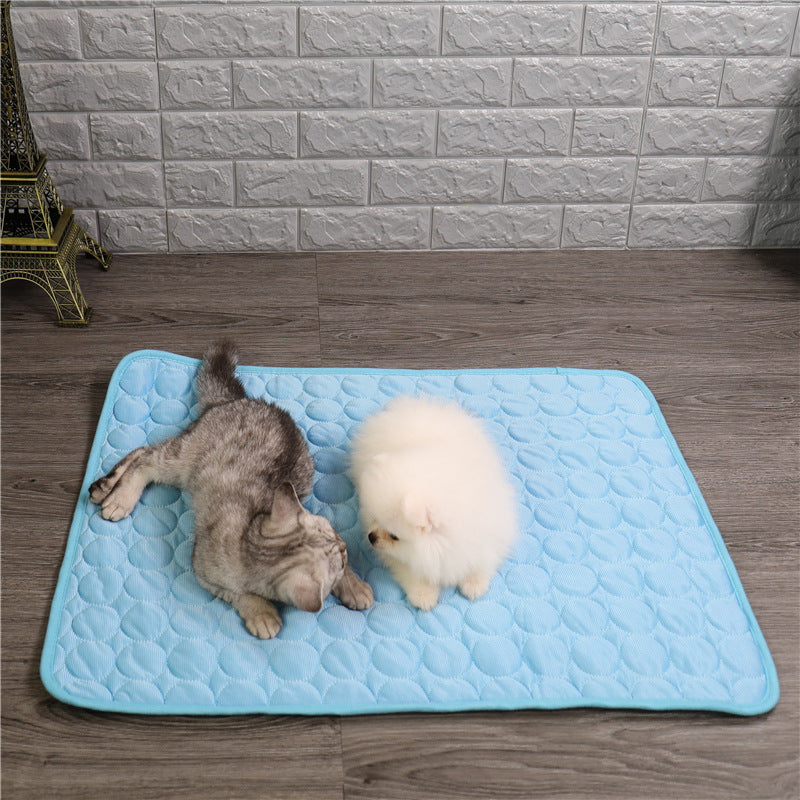 Pet Cooling Mat – Comfortable Relief for Hot Days