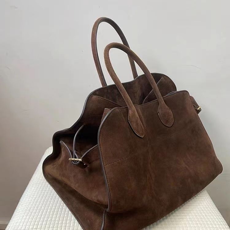 Women's Velvet Tote Bag | Spacious Fit & Retro Flair